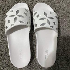 Micheal Kors white slides never worn size 8